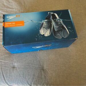 Like New Speedo Biofuse Fins
